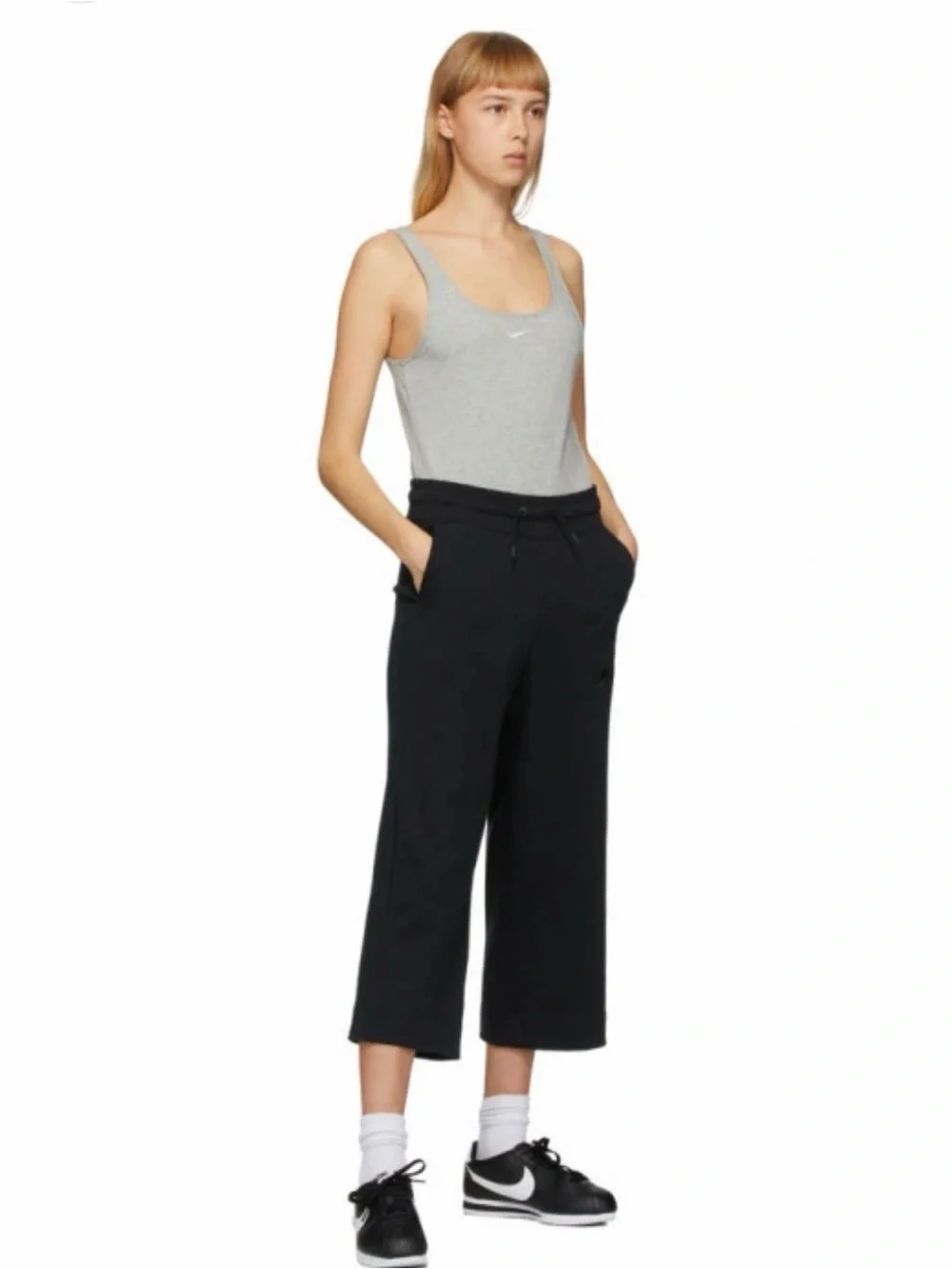 Nike Womens XS Black Loose Fit Capri Sweatpants